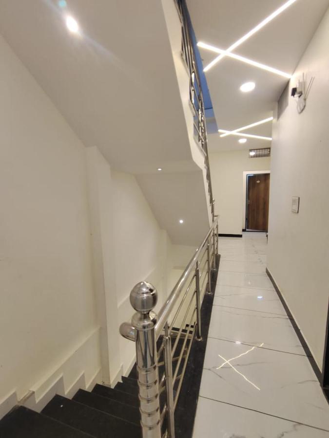 Hotel Chhavi ウッジャイン エクステリア 写真